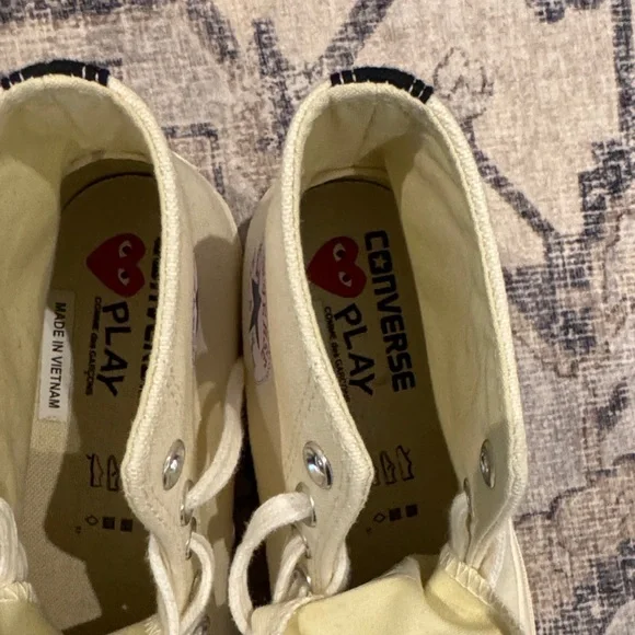 Converse x Comme des Garçons PLAY Chuck 70 High Top - Picture 5 of 10